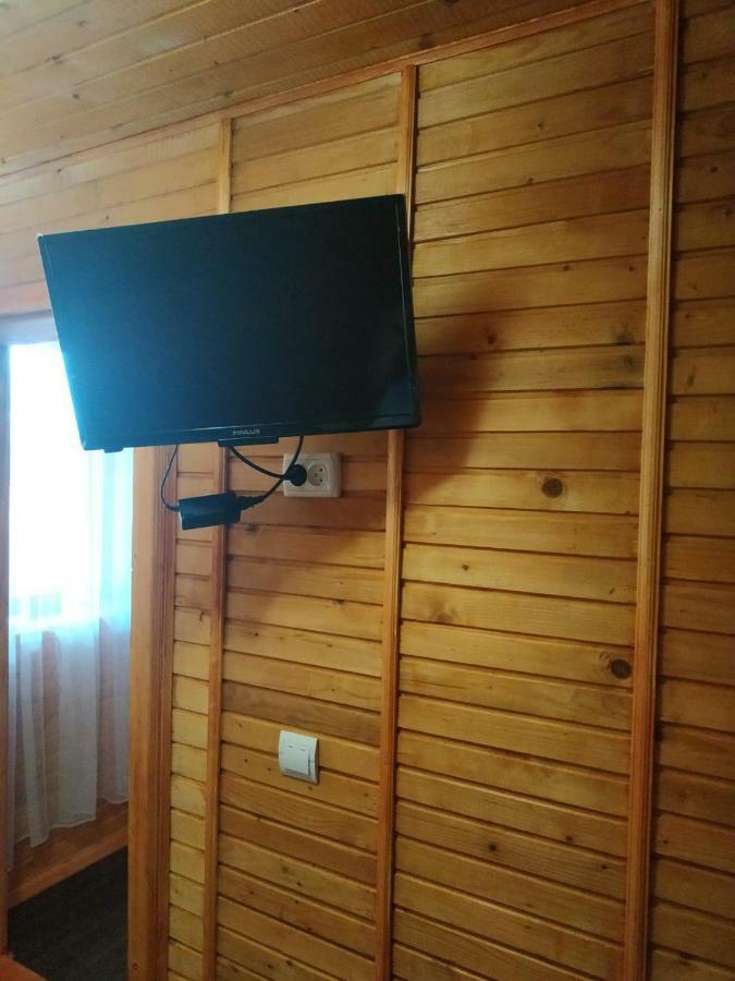 У Оксани Guest House Borcut Exterior foto